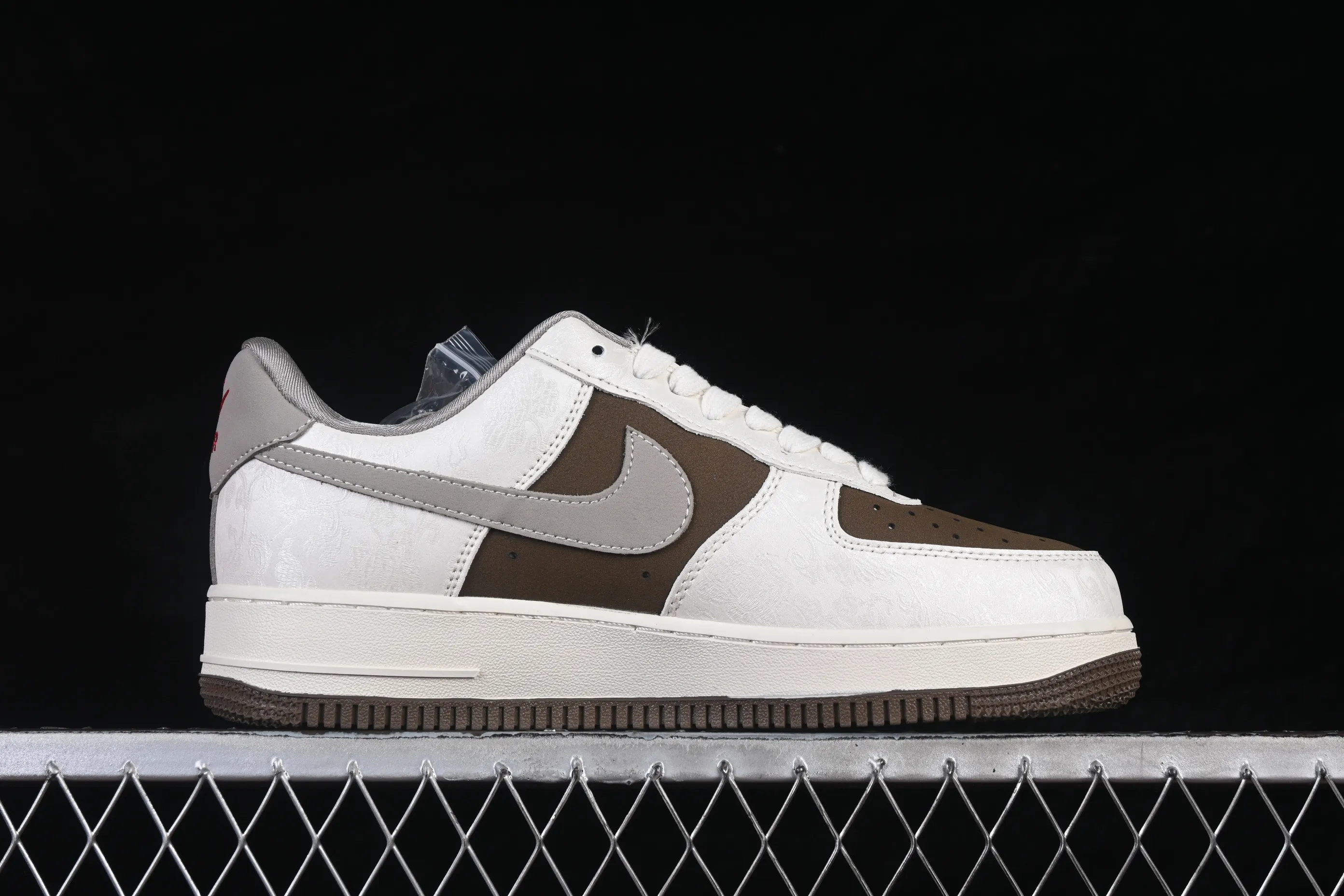 All categories Nk Air Force 1 Air Force series Nk Air Force 1 Low Air Force low-top Nike Air Force 1'07 Low Year of the Horse limited edition White and green Chinese style Air Force 1 low-top casual sneakers DW8806-008
